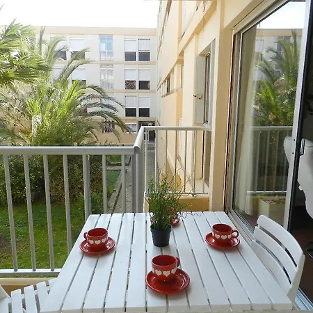 Apartment Avec Piscine Et Tennis, 2 Ch, Terrasse, Parking, Wifi - Proche Plage, - Fr-1-251-794 Le Lavandou